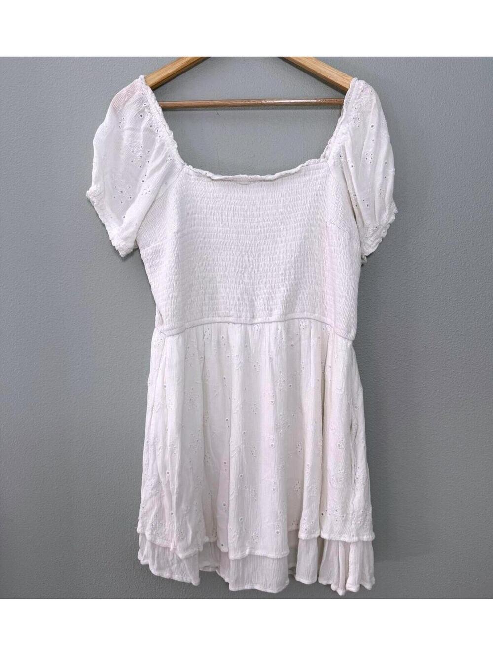 Hollister Eyelet Square Neck Smocked White Mini Romper - Women's XL